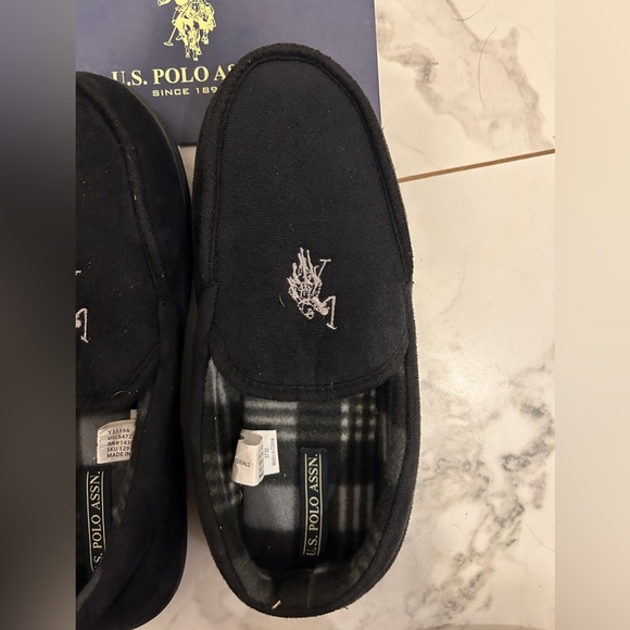 NWT U.S Polo Assn. Black Slippers Sz 11 - Picture 4 of 9
